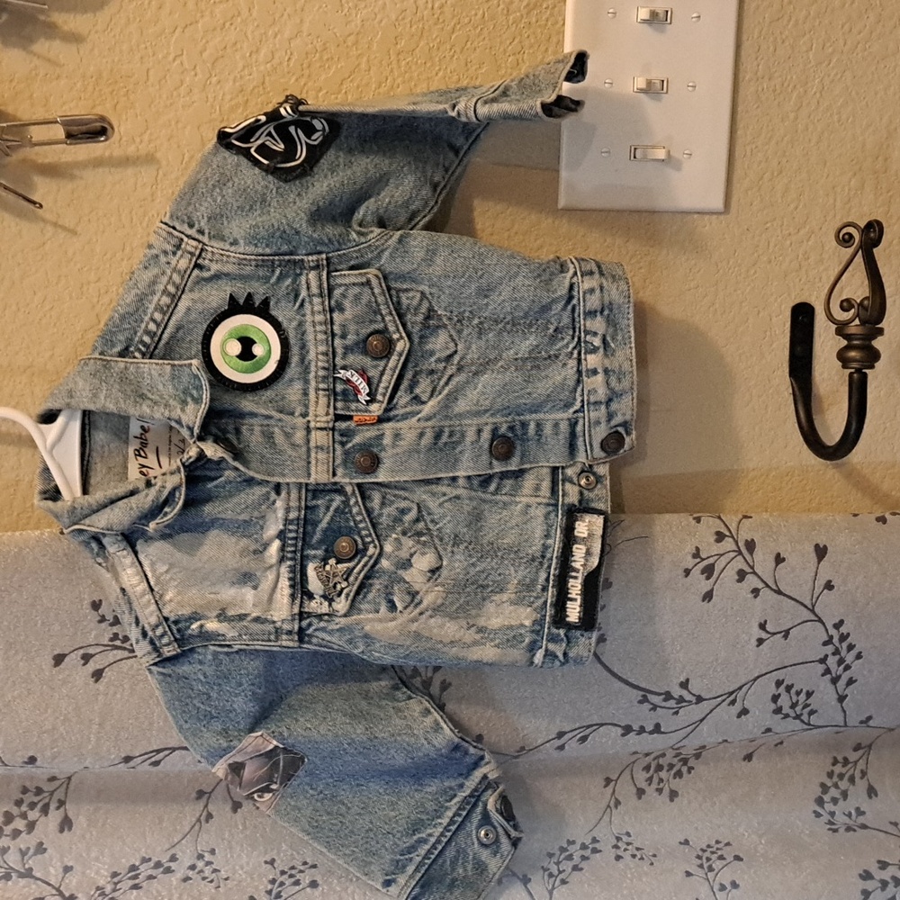 Levis Kids Denim Jacket Size 2/3T
